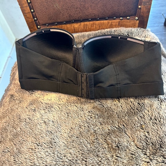 Cacique Black Strapless Push Up Bra, size 40DD - Picture 7 of 8